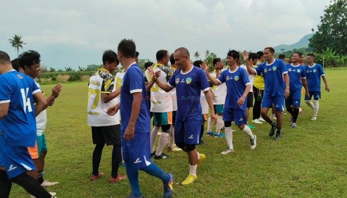 Turnamen “Silaturahmi Cup U-40” di Banjar Jadi Ajang Reuni Pemain Sepak Bola Senior