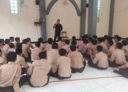 Motivator Masuk Kelas, Siswa Diajak Pikir Ulang Arti Sukses