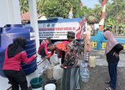 Tagana Salurkan Air Bersih untuk 7.973 Warga Terdampak Kekeringan di Pangandaran