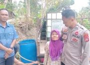 Krisis Air Bersih di Margajaya, Polsek Pamarican Salurkan Bantuan