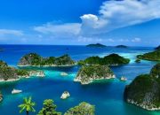Mengintip Pulau-Pulau Tersembunyi di Raja Ampat yang Wajib Masuk Daftar Jelajah